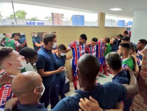 Com estreia na Copa do Nordeste adiada, Bahia anuncia início da unificação dos elencos