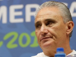 Seleção Brasileira encaminha o fechamento de amistosos com Holanda e Espanha, mas Fifa diz 'não'