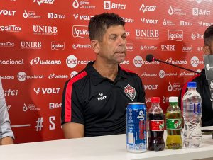 Apresentado, técnico Fabiano Soares mostra confiança em trabalho no Vitória: ''A bola vai entrar''