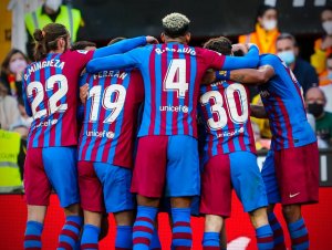 Barcelona prepara lista de dispensa com no mínimo 11 atletas; segundo jornal espanhol