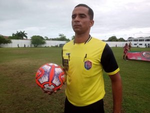 Wagner Francisco Silva Souza será o árbitro de Bahia x Itabuna