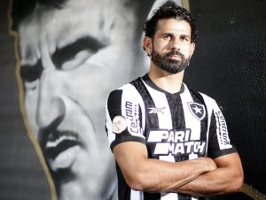 Grêmio fecha contratação do atacante Diego Costa