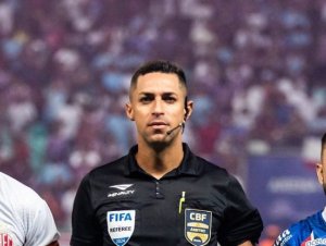 Árbitro do Ba-Vi da Copa do Nordeste comanda estreia do Bahia no Brasileirão; confira