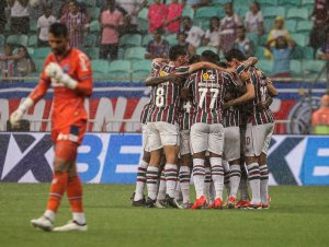 Atacante do Fluminense analisa derrota e diz que paralisação “esfriou” a equipe 